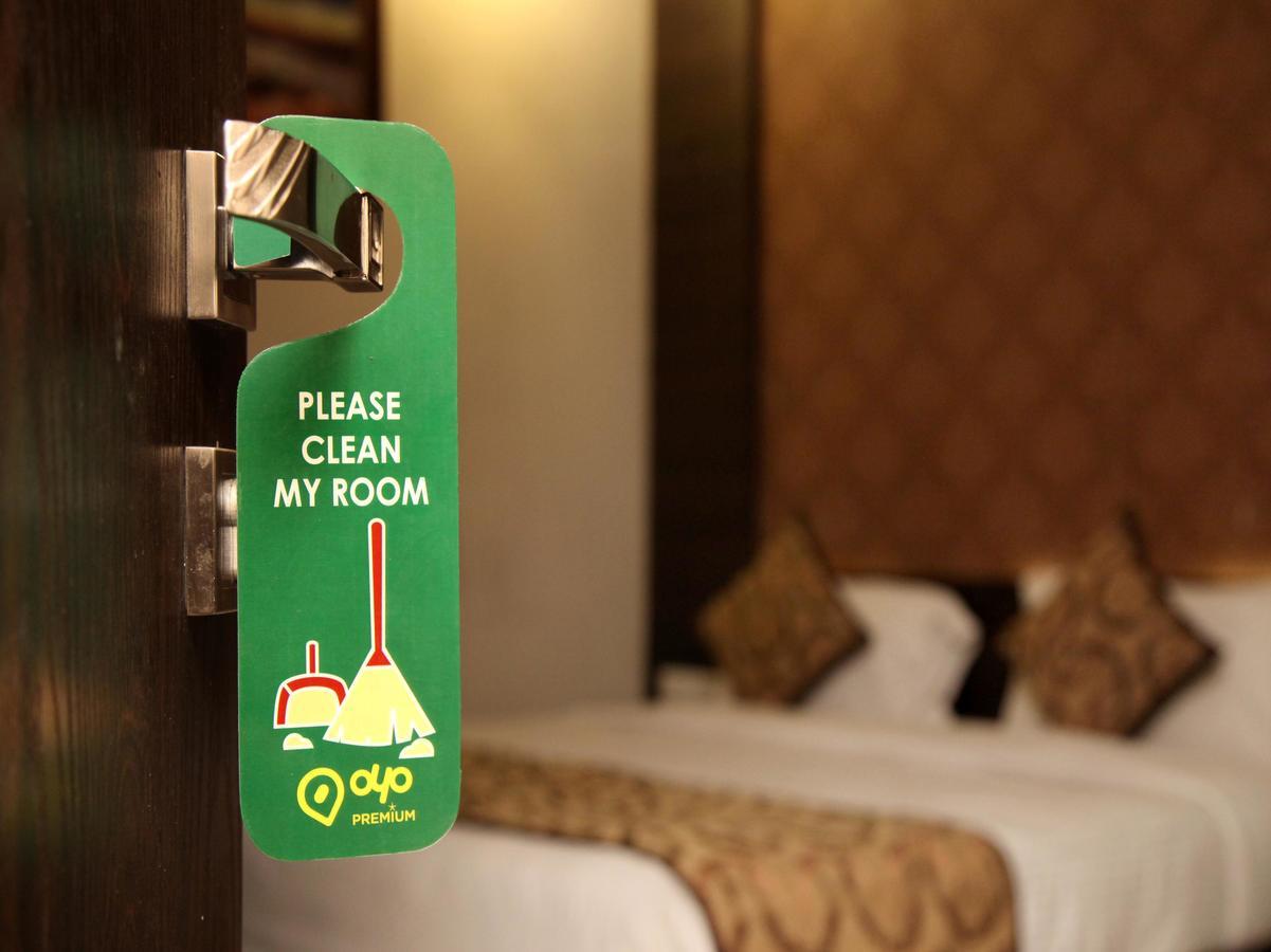 Oyo 905 Galaxy View Hotel Allāhābād Junction Eksteriør bilde